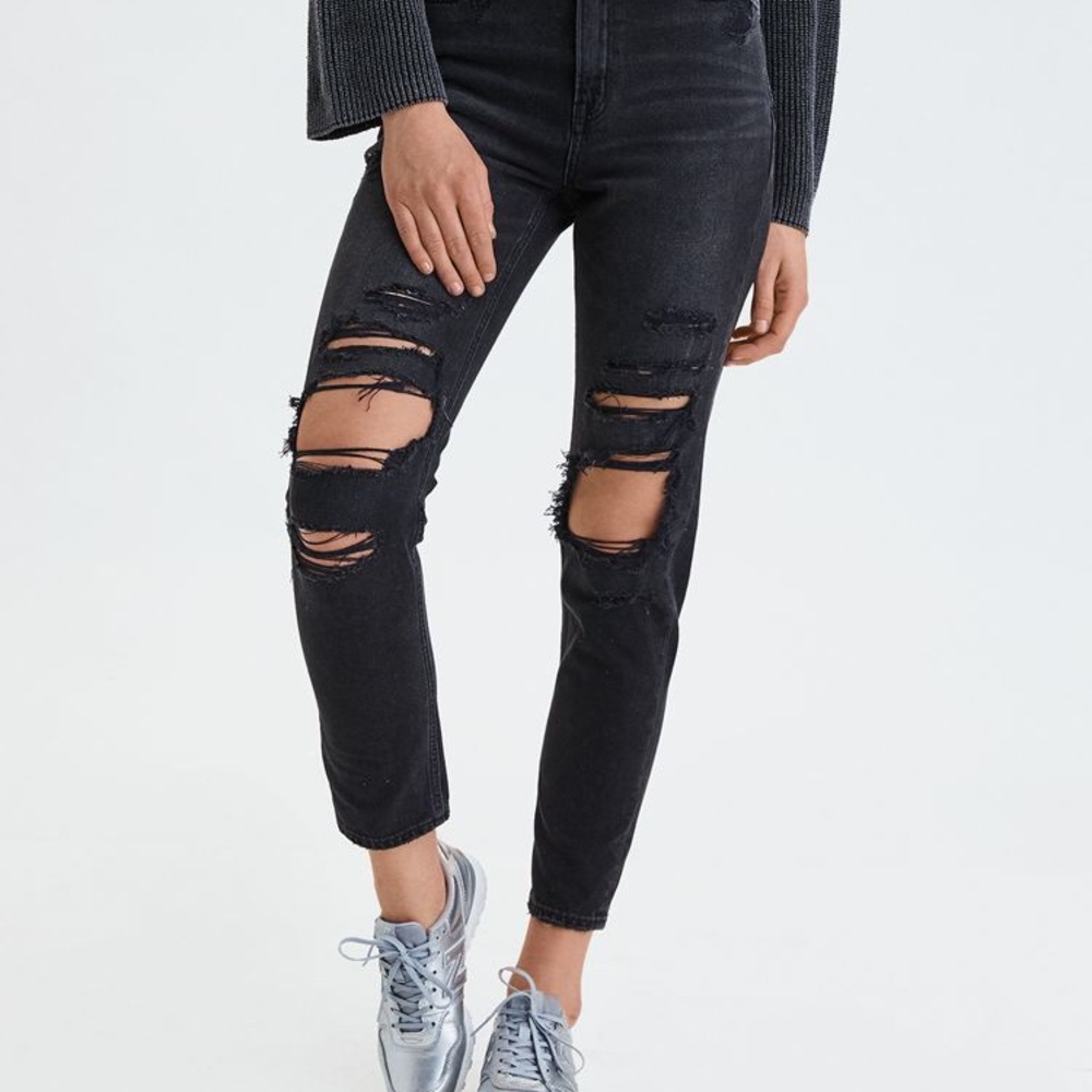 American Eagle Mom Jeans